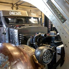 C1DC6F53-A39B-4EF5-B859-58978F0D860A