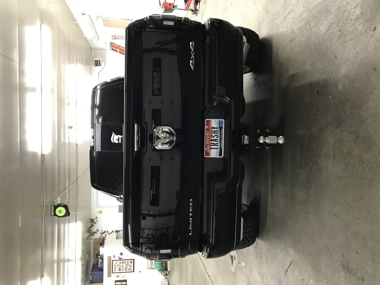 05B43DA6-F449-43E1-A39E-75CE28DD7494