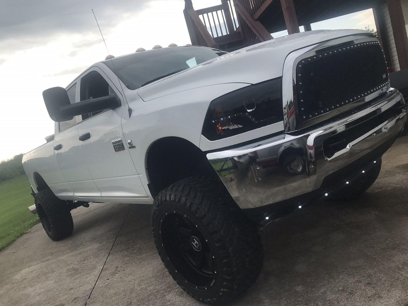 0F329E12-FF92-4329-A947-193CFB433799