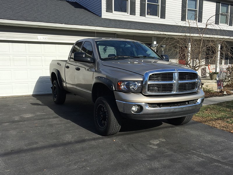 2004.5-dodge-zwhitman.jpg