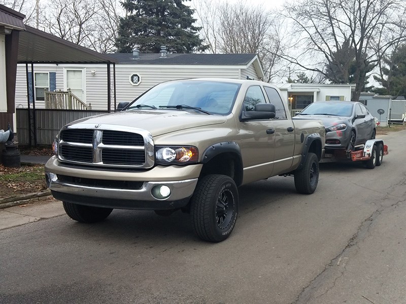 2004.5-dodge-zwhitman2.jpg