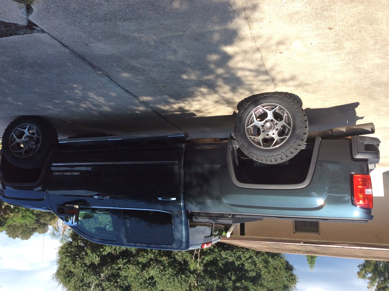 2B940B53-5F7F-4504-8118-D9217088D82F