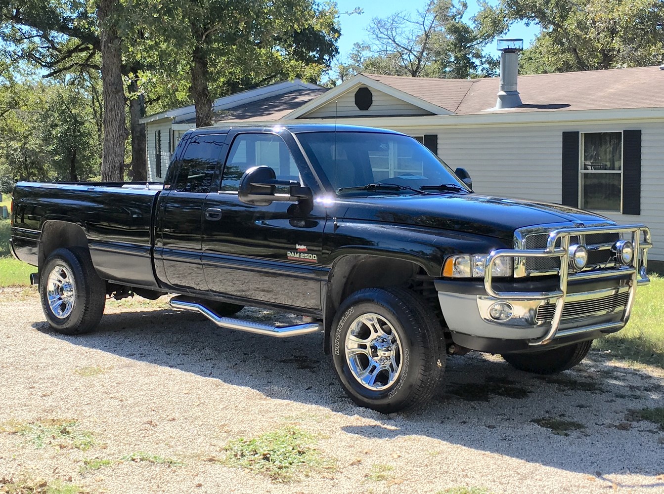 2BF23127-17DC-4EFF-BE7F-E507360FEEB1