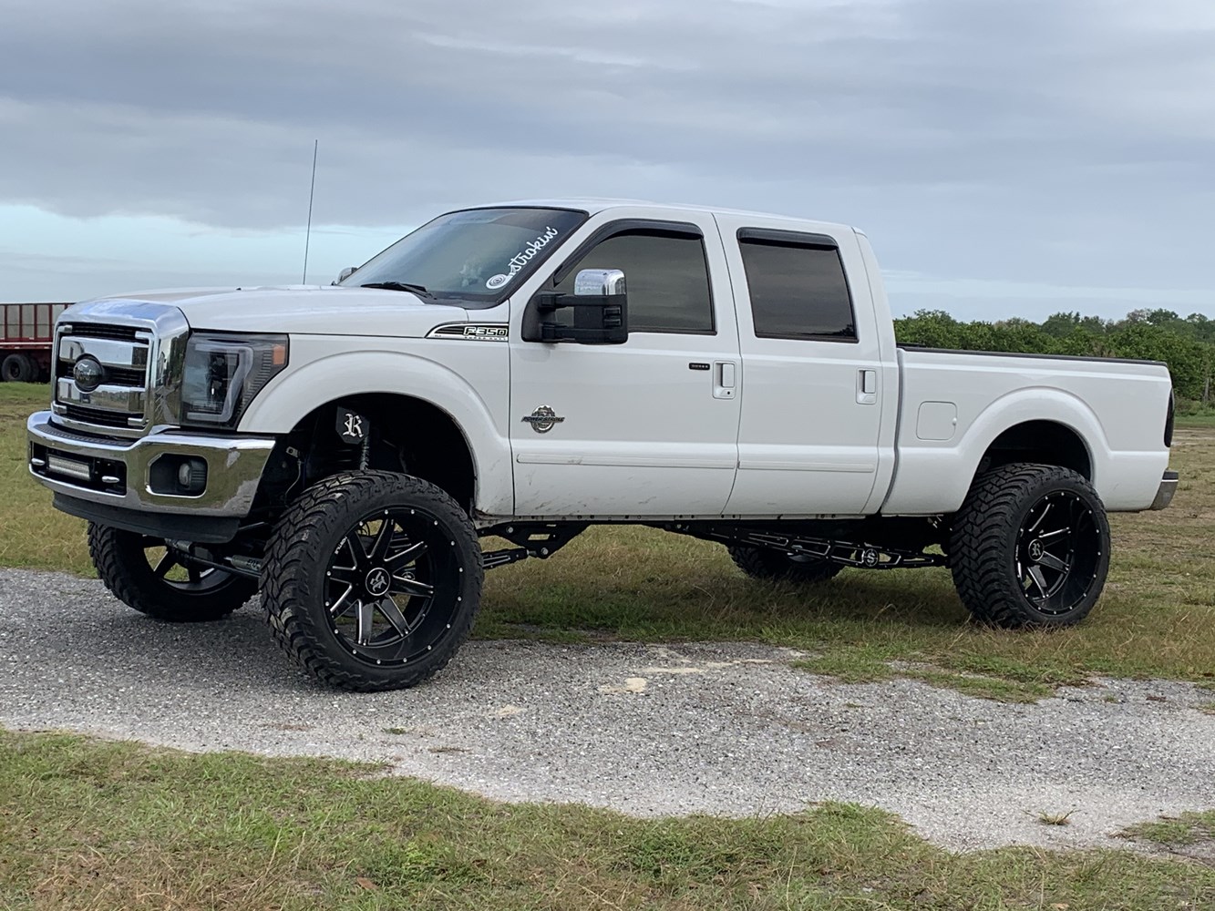 2FDAF7DB-0F22-4A1E-BFA0-FAA72CE7FF63