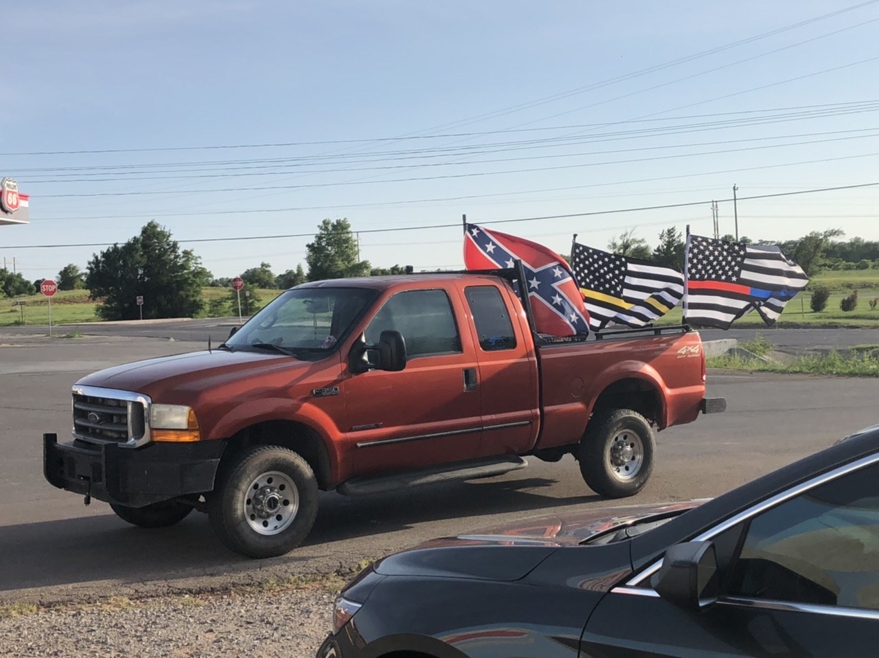 4CCD2A51-0115-46BE-8E1D-FC5F95BA3532