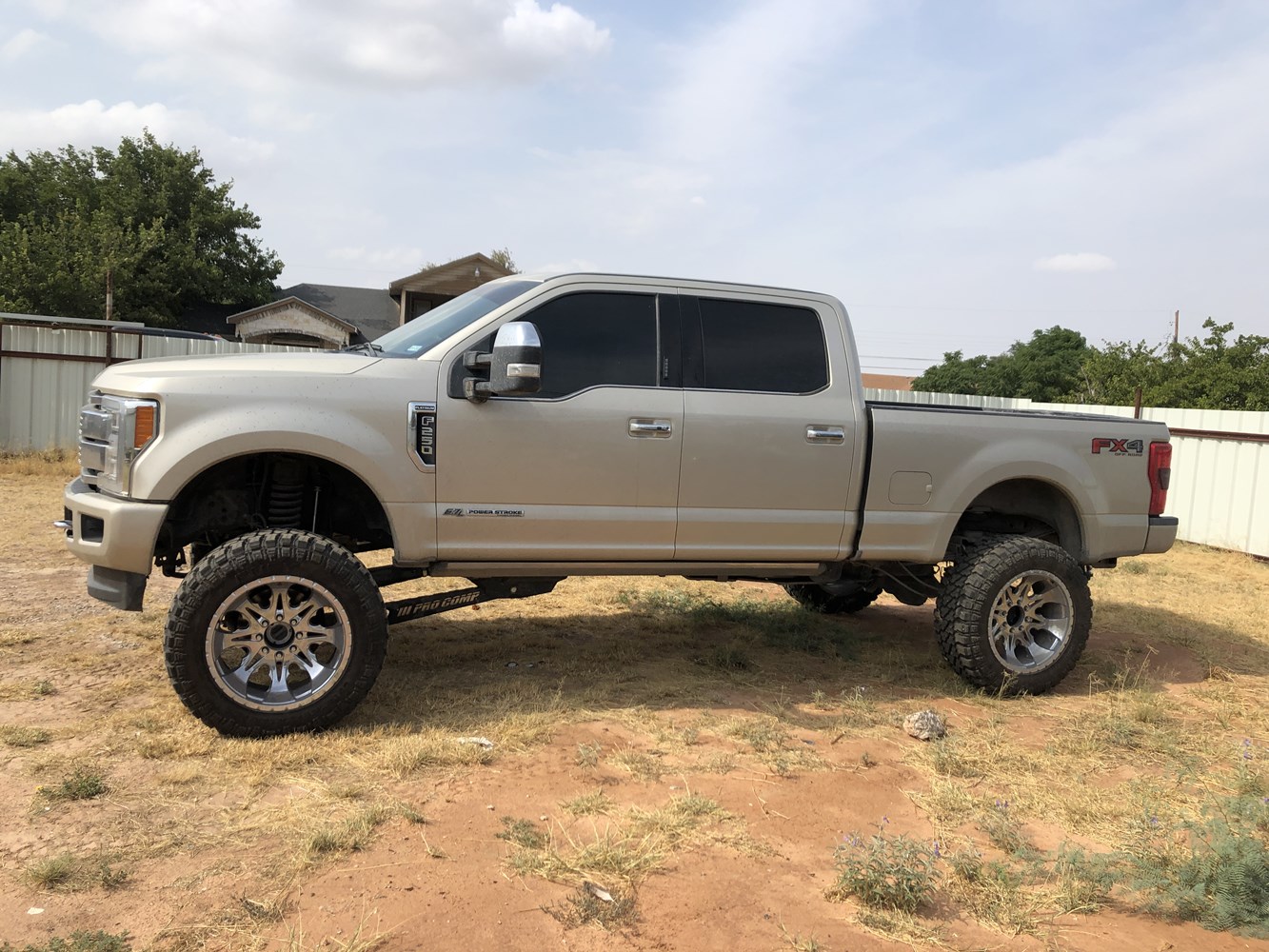 4D04CB22-BF74-4D1E-984A-D2378D291517