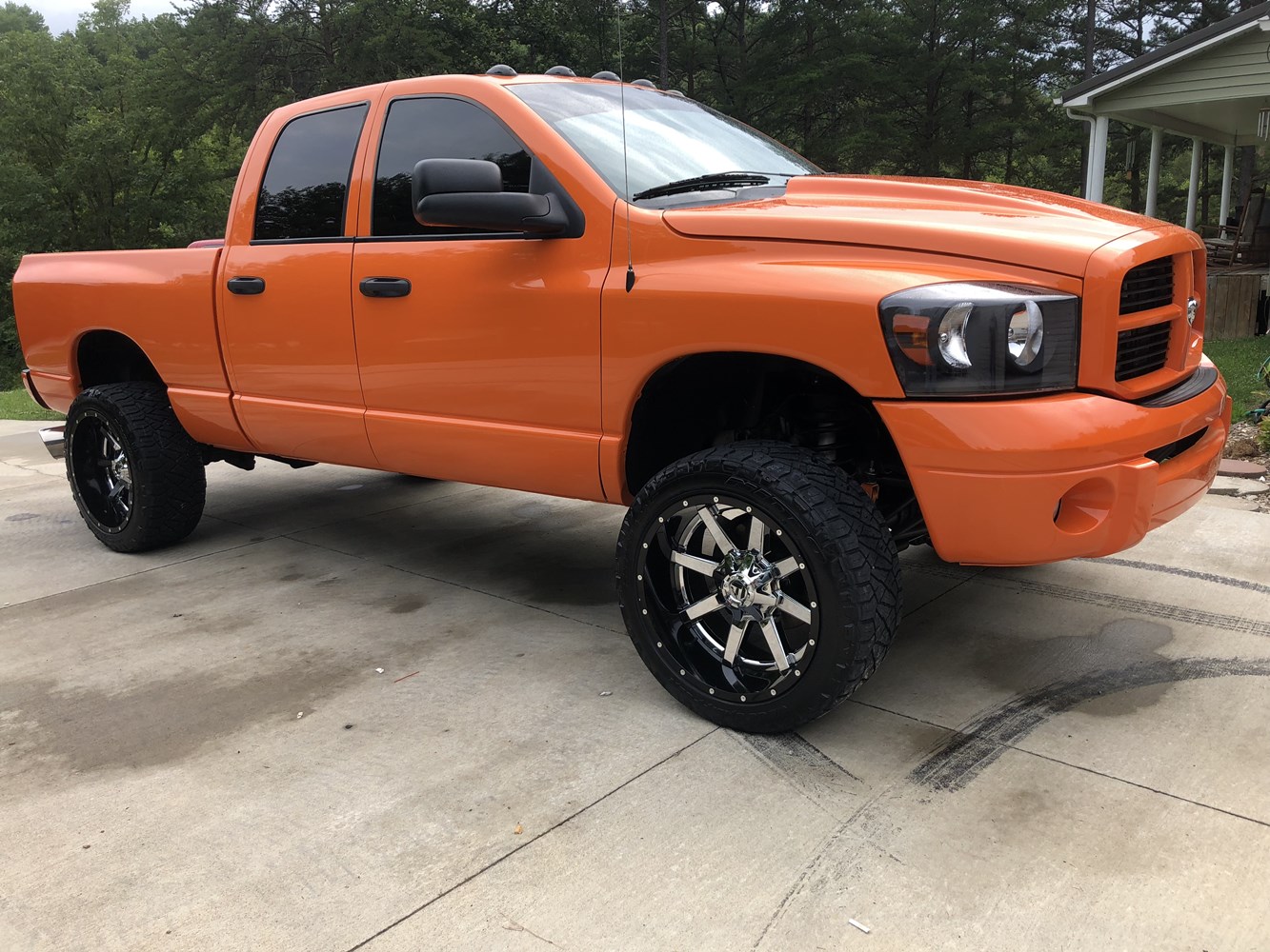 6859EDCB-A7E5-4BA0-B953-A59B3E750A19