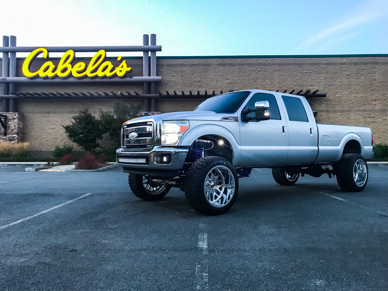 7CE40633-8BC8-4BC6-B1A2-7C3CDCB56148