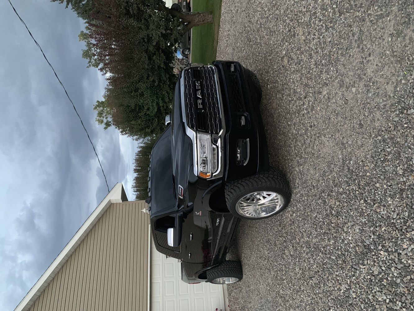 B9D453B8-64FE-41CA-AB61-276C71D61455