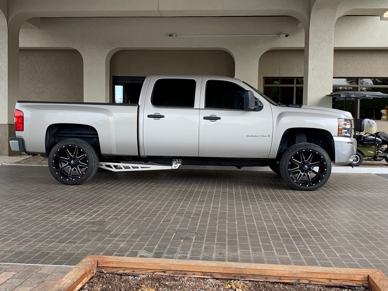 F7D8C6C2-1E5C-460E-A301-081F11D65ECD