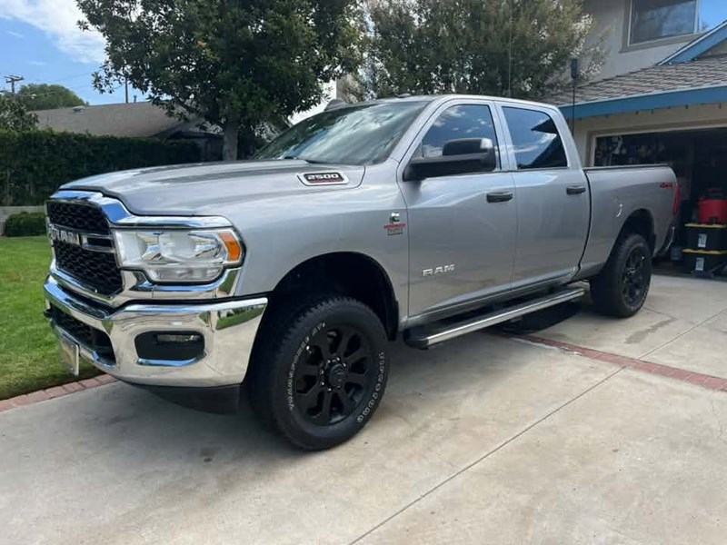 Guy_Ramsden-grey-ram-cummins
